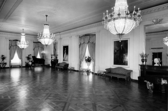 East_Room_of_the_White_House-08-01-1952