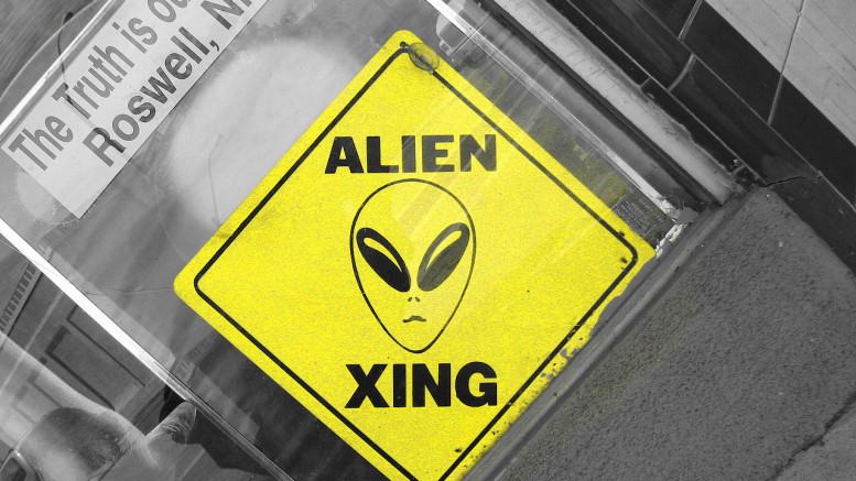 Whitehouse To Soon Announce Aliens’ Existence On Earth; U.S. Experts, Scientists Share Evidence